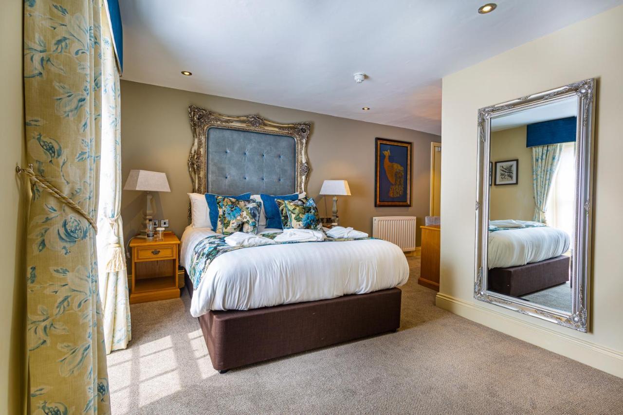 The Rutland Arms Hotel, Bakewell, Derbyshire المظهر الخارجي الصورة