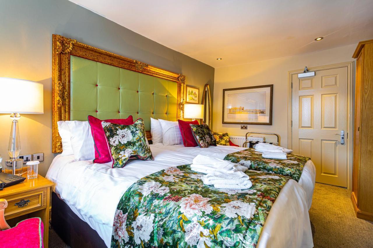 The Rutland Arms Hotel, Bakewell, Derbyshire المظهر الخارجي الصورة