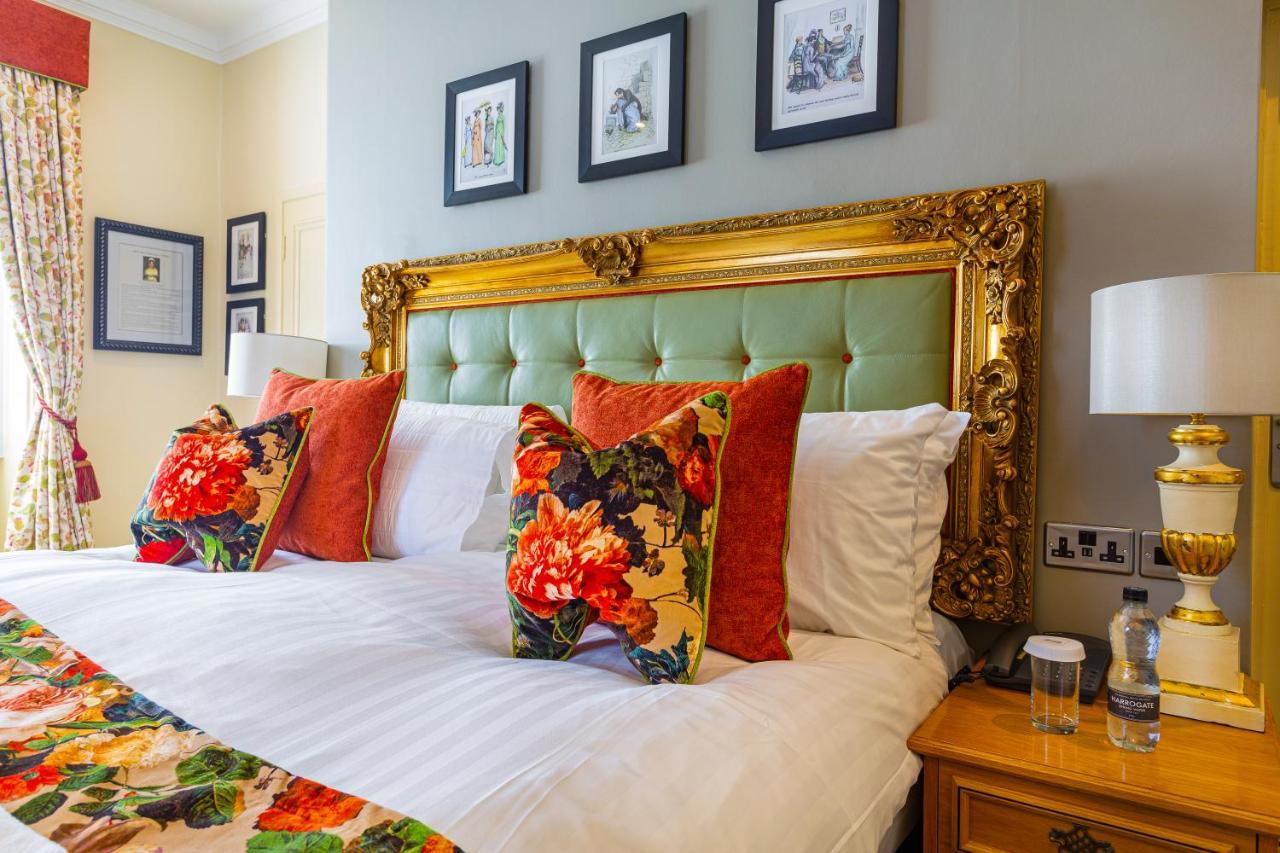 The Rutland Arms Hotel, Bakewell, Derbyshire المظهر الخارجي الصورة