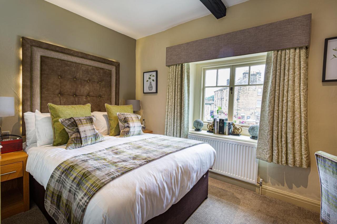 The Rutland Arms Hotel, Bakewell, Derbyshire المظهر الخارجي الصورة