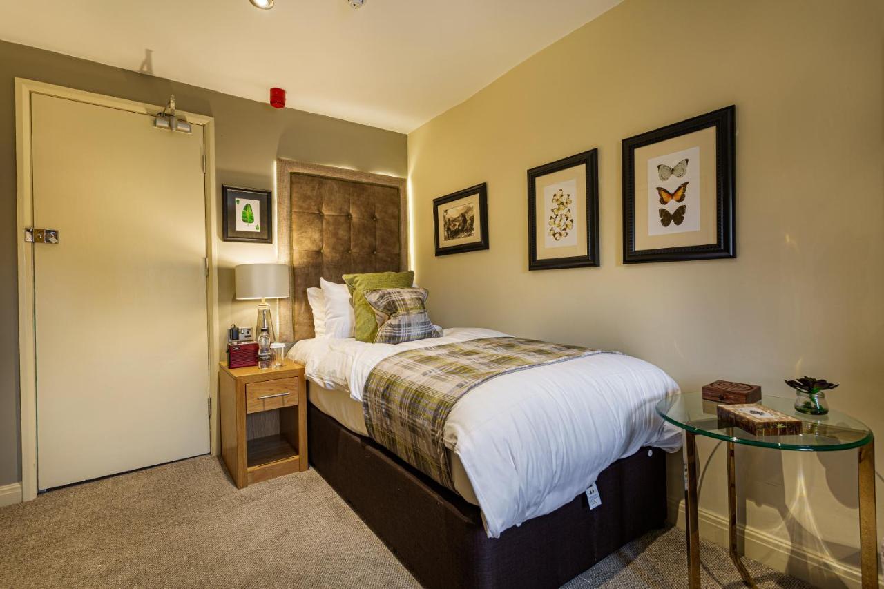 The Rutland Arms Hotel, Bakewell, Derbyshire المظهر الخارجي الصورة