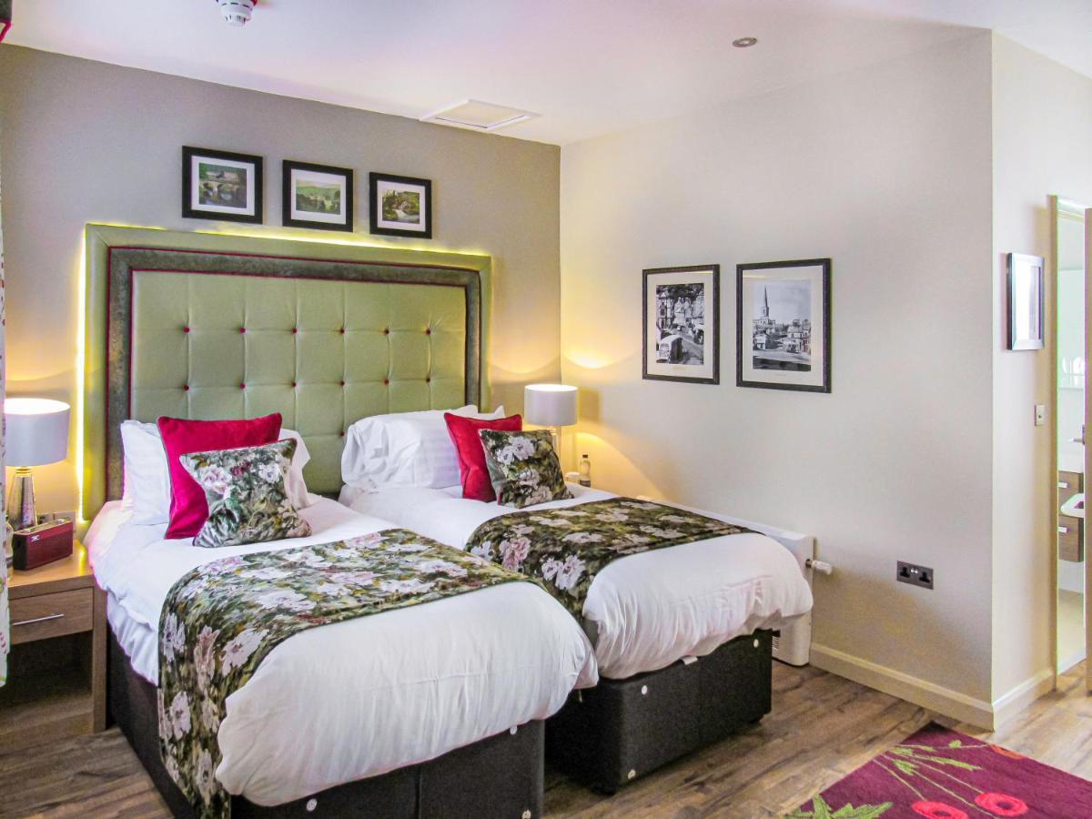 The Rutland Arms Hotel, Bakewell, Derbyshire المظهر الخارجي الصورة