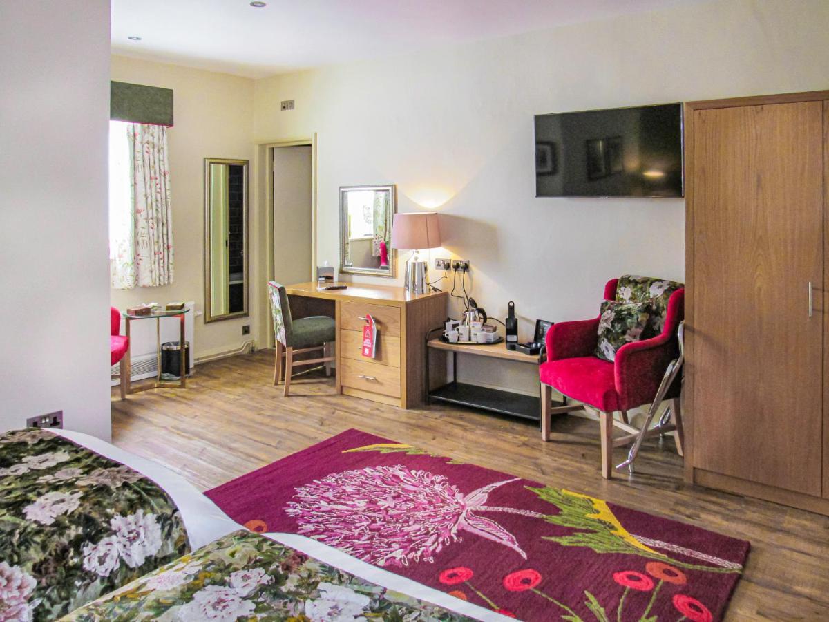The Rutland Arms Hotel, Bakewell, Derbyshire المظهر الخارجي الصورة
