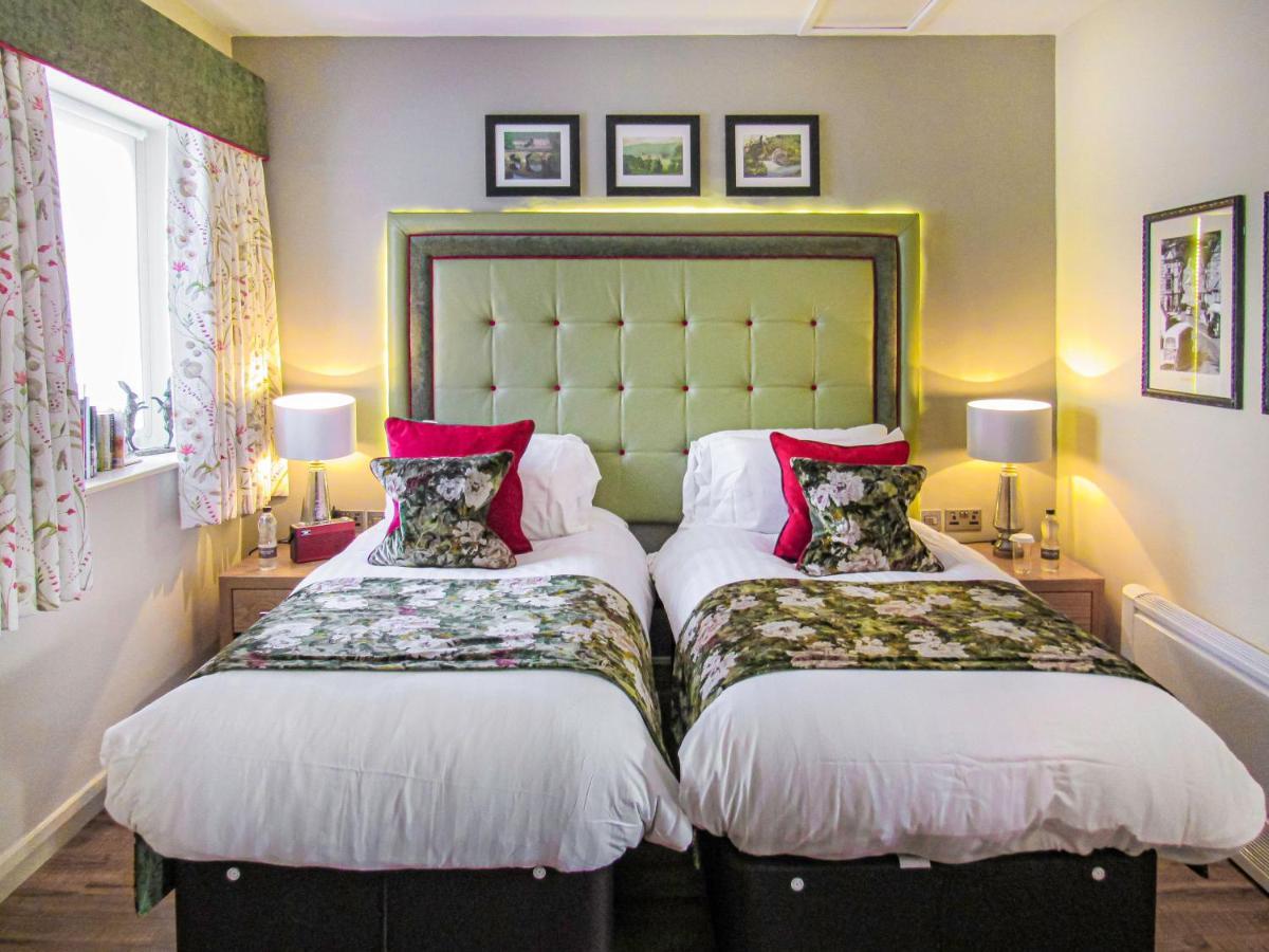 The Rutland Arms Hotel, Bakewell, Derbyshire المظهر الخارجي الصورة