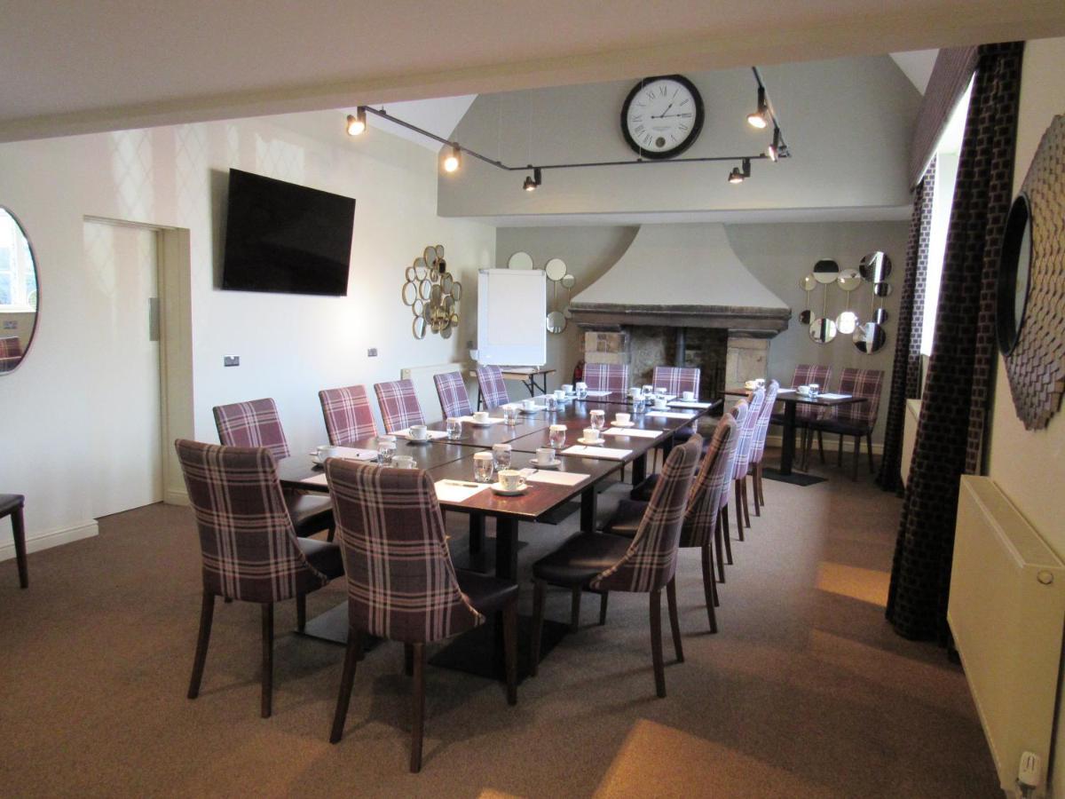 The Rutland Arms Hotel, Bakewell, Derbyshire المظهر الخارجي الصورة