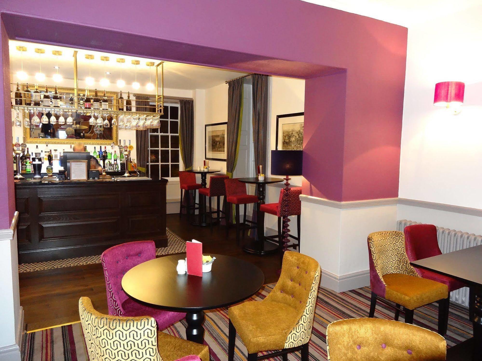 The Rutland Arms Hotel, Bakewell, Derbyshire المظهر الخارجي الصورة